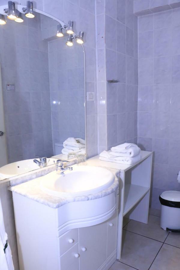 Hotel Garra De Leon บาเญนาร์ ภายนอก รูปภาพ